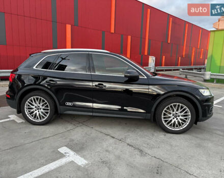 Черный Ауди Ку 5, объемом двигателя 1.97 л и пробегом 280 тыс. км за 27500 $, фото 3 на Automoto.ua