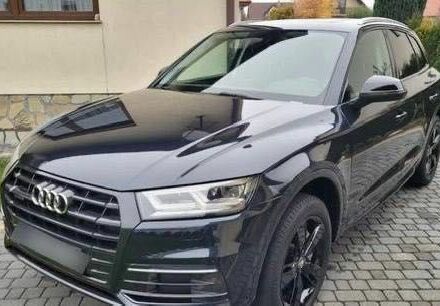 Черный Ауди Ку 5, объемом двигателя 2 л и пробегом 118 тыс. км за 15000 $, фото 7 на Automoto.ua