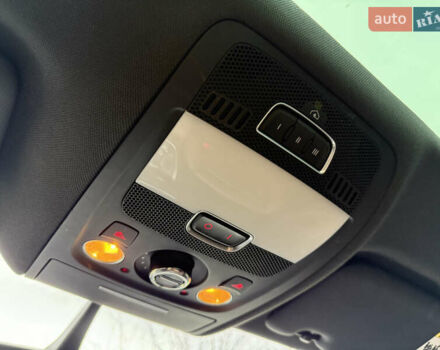 Чорний Ауді Ку 5, об'ємом двигуна 2 л та пробігом 197 тис. км за 16400 $, фото 11 на Automoto.ua