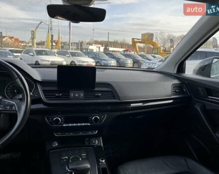 Чорний Ауді Ку 5, об'ємом двигуна 2 л та пробігом 156 тис. км за 22900 $, фото 13 на Automoto.ua