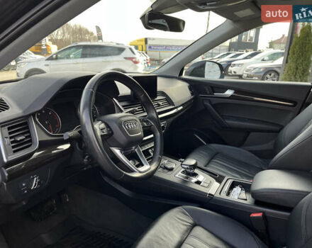 Чорний Ауді Ку 5, об'ємом двигуна 2 л та пробігом 156 тис. км за 22900 $, фото 9 на Automoto.ua