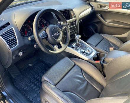 Чорний Ауді Ку 5, об'ємом двигуна 2 л та пробігом 176 тис. км за 19550 $, фото 28 на Automoto.ua