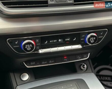 Черный Ауди Ку 5, объемом двигателя 1.98 л и пробегом 129 тыс. км за 29500 $, фото 81 на Automoto.ua