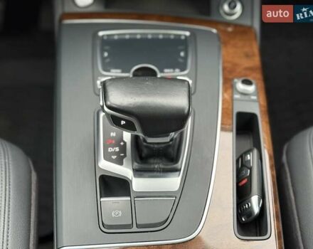 Чорний Ауді Ку 5, об'ємом двигуна 2 л та пробігом 160 тис. км за 20999 $, фото 96 на Automoto.ua