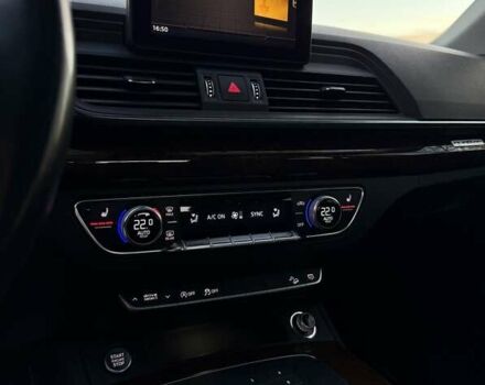 Черный Ауди Ку 5, объемом двигателя 2 л и пробегом 110 тыс. км за 27500 $, фото 25 на Automoto.ua