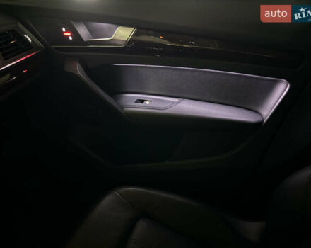 Чорний Ауді Ку 5, об'ємом двигуна 2 л та пробігом 111 тис. км за 23500 $, фото 13 на Automoto.ua