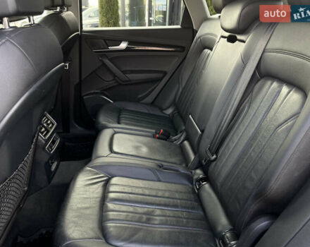 Чорний Ауді Ку 5, об'ємом двигуна 2 л та пробігом 156 тис. км за 22900 $, фото 17 на Automoto.ua