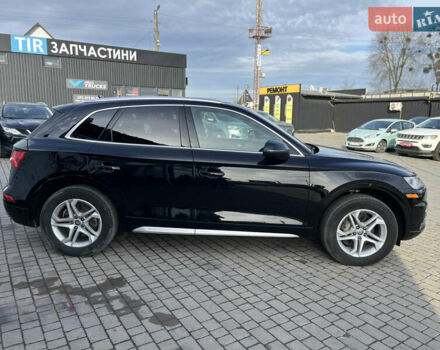 Чорний Ауді Ку 5, об'ємом двигуна 2 л та пробігом 156 тис. км за 22900 $, фото 3 на Automoto.ua