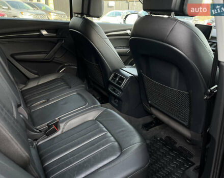 Чорний Ауді Ку 5, об'ємом двигуна 2 л та пробігом 156 тис. км за 22900 $, фото 20 на Automoto.ua