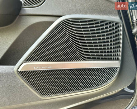 Черный Ауди Ку 5, объемом двигателя 1.98 л и пробегом 208 тыс. км за 21999 $, фото 32 на Automoto.ua