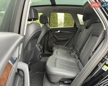 Чорний Ауді Ку 5, об'ємом двигуна 2 л та пробігом 160 тис. км за 20999 $, фото 61 на Automoto.ua