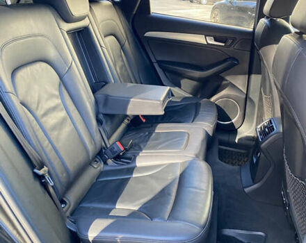 Чорний Ауді Ку 5, об'ємом двигуна 2 л та пробігом 176 тис. км за 19550 $, фото 48 на Automoto.ua