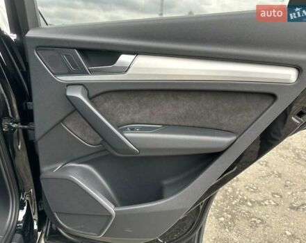 Черный Ауди Ку 5, объемом двигателя 1.98 л и пробегом 129 тыс. км за 29500 $, фото 70 на Automoto.ua