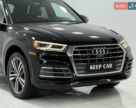 Черный Ауди Ку 5, объемом двигателя 1.98 л и пробегом 105 тыс. км за 26900 $, фото 7 на Automoto.ua