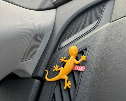 Черный Ауди Ку 5, объемом двигателя 1.97 л и пробегом 280 тыс. км за 27500 $, фото 65 на Automoto.ua