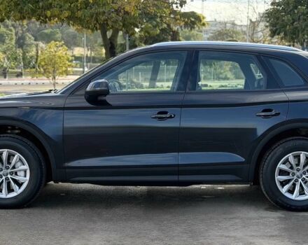 Черный Ауди Ку 5, объемом двигателя 2 л и пробегом 56 тыс. км за 5000 $, фото 2 на Automoto.ua