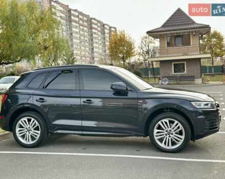 Черный Ауди Ку 5, объемом двигателя 1.98 л и пробегом 208 тыс. км за 21999 $, фото 4 на Automoto.ua