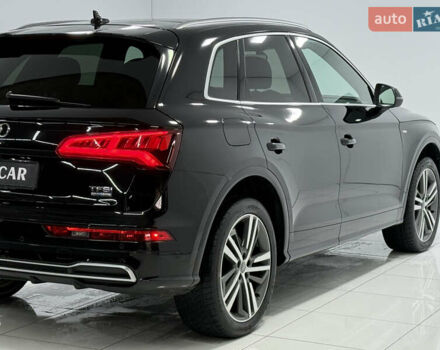 Черный Ауди Ку 5, объемом двигателя 1.98 л и пробегом 105 тыс. км за 26900 $, фото 12 на Automoto.ua