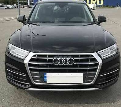Черный Ауди Ку 5, объемом двигателя 2 л и пробегом 137 тыс. км за 18100 $, фото 1 на Automoto.ua