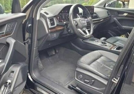 Черный Ауди Ку 5, объемом двигателя 2 л и пробегом 118 тыс. км за 15000 $, фото 10 на Automoto.ua