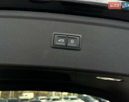 Чорний Ауді Ку 5, об'ємом двигуна 2 л та пробігом 156 тис. км за 22900 $, фото 19 на Automoto.ua