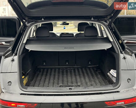 Чорний Ауді Ку 5, об'ємом двигуна 1.98 л та пробігом 188 тис. км за 18900 $, фото 11 на Automoto.ua