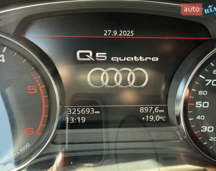 Черный Ауди Ку 5, объемом двигателя 1.97 л и пробегом 325 тыс. км за 26500 $, фото 15 на Automoto.ua