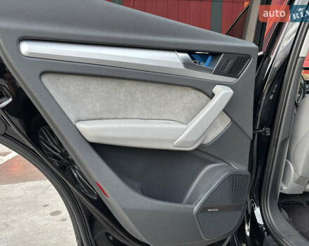 Черный Ауди Ку 5, объемом двигателя 1.97 л и пробегом 280 тыс. км за 27500 $, фото 12 на Automoto.ua