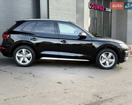 Чорний Ауді Ку 5, об'ємом двигуна 2 л та пробігом 111 тис. км за 23500 $, фото 6 на Automoto.ua