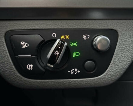 Черный Ауди Ку 5, объемом двигателя 1.97 л и пробегом 280 тыс. км за 27500 $, фото 41 на Automoto.ua