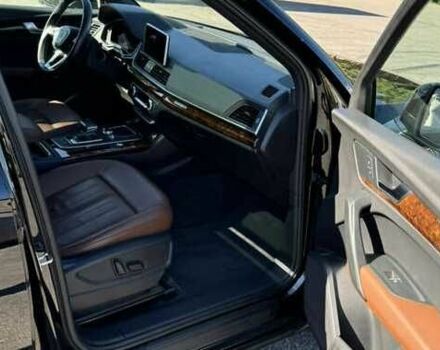 Черный Ауди Ку 5, объемом двигателя 2 л и пробегом 46 тыс. км за 18000 $, фото 9 на Automoto.ua