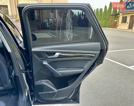 Черный Ауди Ку 5, объемом двигателя 1.98 л и пробегом 208 тыс. км за 21999 $, фото 30 на Automoto.ua