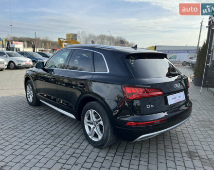 Чорний Ауді Ку 5, об'ємом двигуна 2 л та пробігом 156 тис. км за 22900 $, фото 6 на Automoto.ua