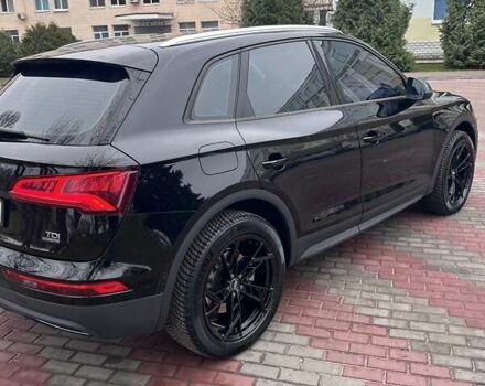 Черный Ауди Ку 5, объемом двигателя 1.97 л и пробегом 96 тыс. км за 33900 $, фото 42 на Automoto.ua