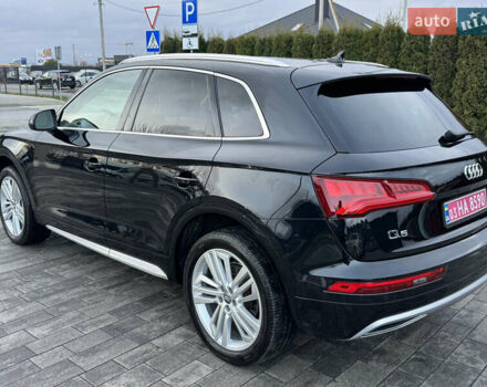 Черный Ауди Ку 5, объемом двигателя 2 л и пробегом 208 тыс. км за 20700 $, фото 4 на Automoto.ua