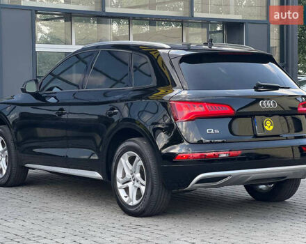 Чорний Ауді Ку 5, об'ємом двигуна 1.98 л та пробігом 112 тис. км за 27200 $, фото 3 на Automoto.ua