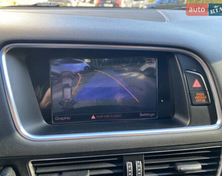 Чорний Ауді Ку 5, об'ємом двигуна 2 л та пробігом 176 тис. км за 19550 $, фото 70 на Automoto.ua