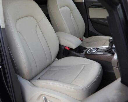 Черный Ауди Ку 5, объемом двигателя 2 л и пробегом 59 тыс. км за 4000 $, фото 7 на Automoto.ua