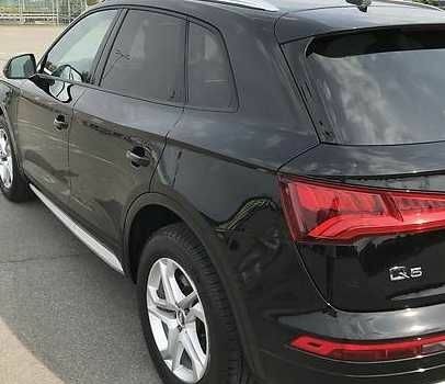 Черный Ауди Ку 5, объемом двигателя 2 л и пробегом 137 тыс. км за 18100 $, фото 3 на Automoto.ua