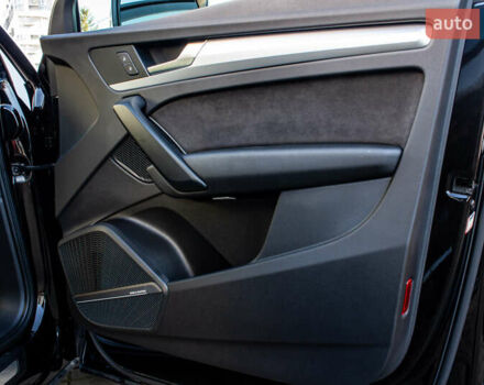 Черный Ауди Ку 5, объемом двигателя 1.98 л и пробегом 112 тыс. км за 27000 $, фото 47 на Automoto.ua