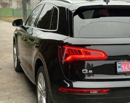 Чорний Ауді Ку 5, об'ємом двигуна 1.98 л та пробігом 96 тис. км за 25700 $, фото 10 на Automoto.ua