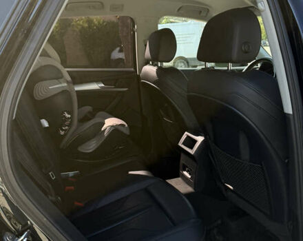 Черный Ауди Ку 5, объемом двигателя 1.97 л и пробегом 325 тыс. км за 26500 $, фото 16 на Automoto.ua