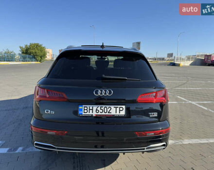 Черный Ауди Ку 5, объемом двигателя 1.98 л и пробегом 105 тыс. км за 27500 $, фото 8 на Automoto.ua