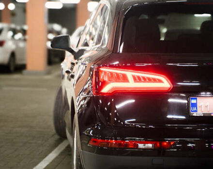 Черный Ауди Ку 5, объемом двигателя 2 л и пробегом 97 тыс. км за 25500 $, фото 5 на Automoto.ua