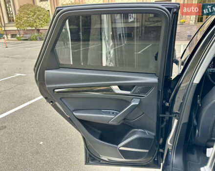 Черный Ауди Ку 5, объемом двигателя 1.98 л и пробегом 208 тыс. км за 21999 $, фото 28 на Automoto.ua