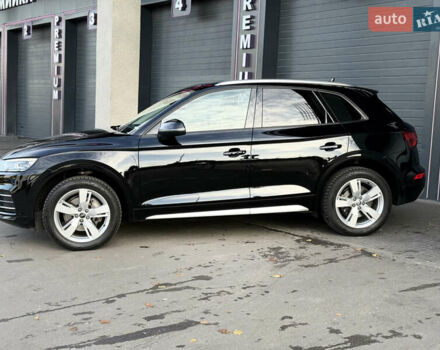 Чорний Ауді Ку 5, об'ємом двигуна 2 л та пробігом 111 тис. км за 23500 $, фото 4 на Automoto.ua