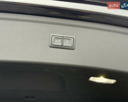 Чорний Ауді Ку 5, об'ємом двигуна 2 л та пробігом 160 тис. км за 20999 $, фото 66 на Automoto.ua