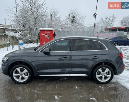 Черный Ауди Ку 5, объемом двигателя 1.98 л и пробегом 141 тыс. км за 23900 $, фото 2 на Automoto.ua