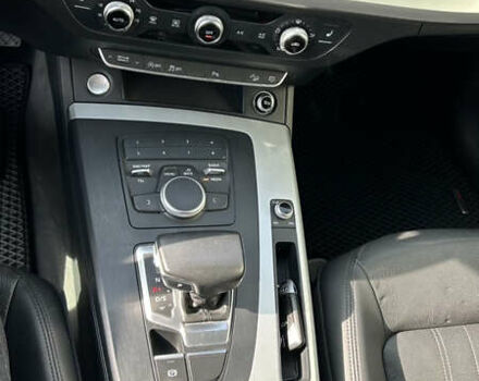 Черный Ауди Ку 5, объемом двигателя 1.97 л и пробегом 166 тыс. км за 31500 $, фото 26 на Automoto.ua