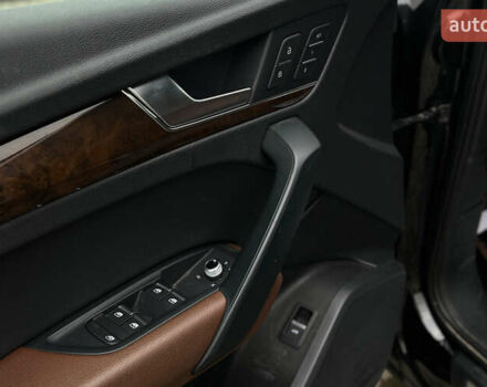 Черный Ауди Ку 5, объемом двигателя 1.98 л и пробегом 160 тыс. км за 26100 $, фото 20 на Automoto.ua